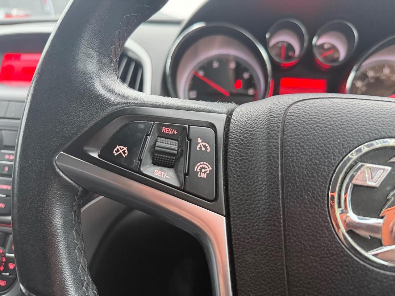 Used Vauxhall Astra 2013 for sale - 77060600: Photo 24