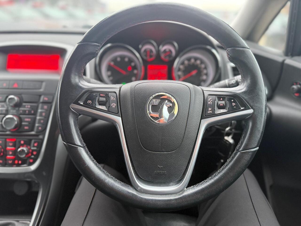 Used Vauxhall Astra 2013 for sale - 77060600: Photo 36