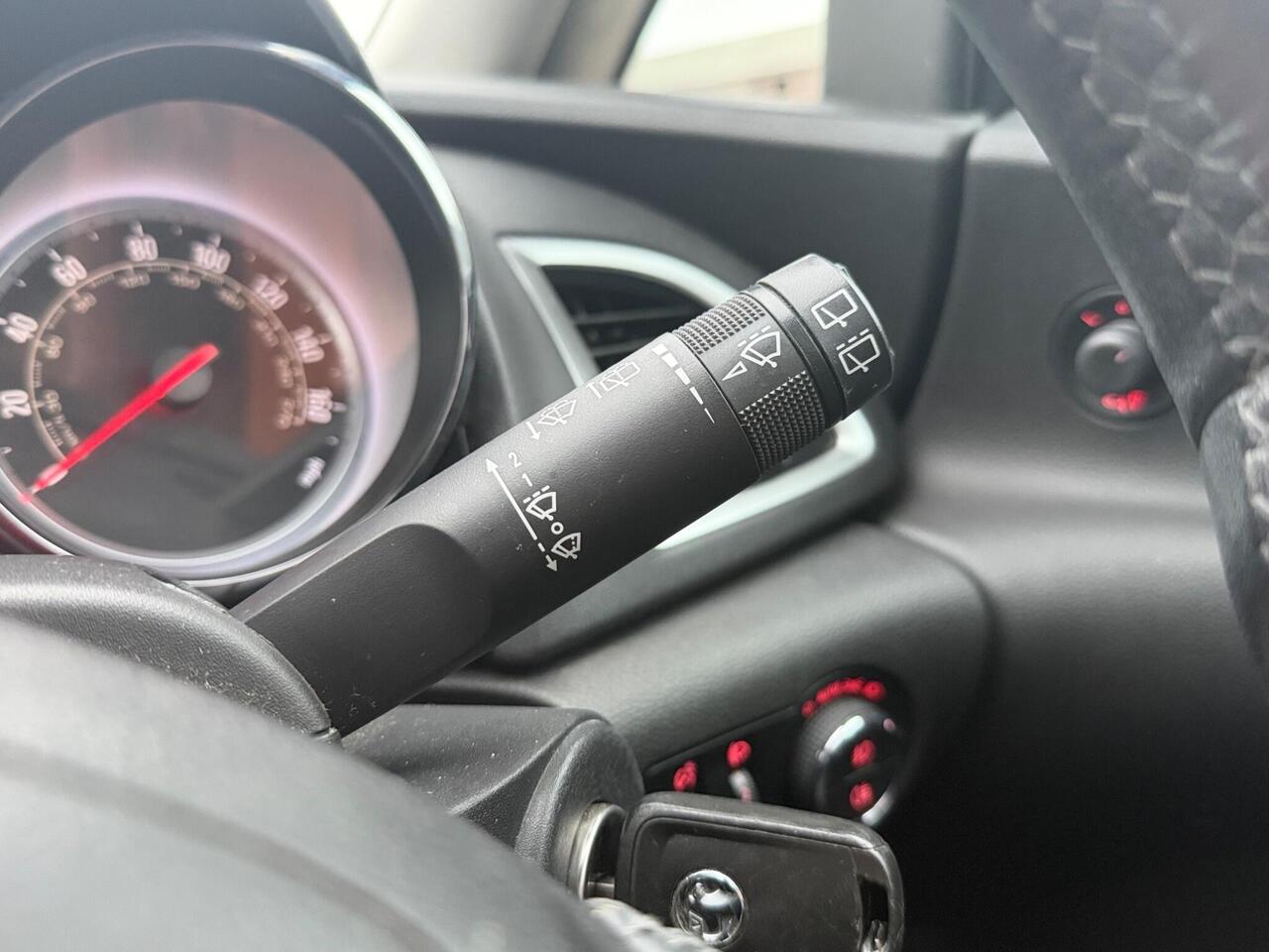 Used Vauxhall Astra 2013 for sale - 77060600: Photo 40