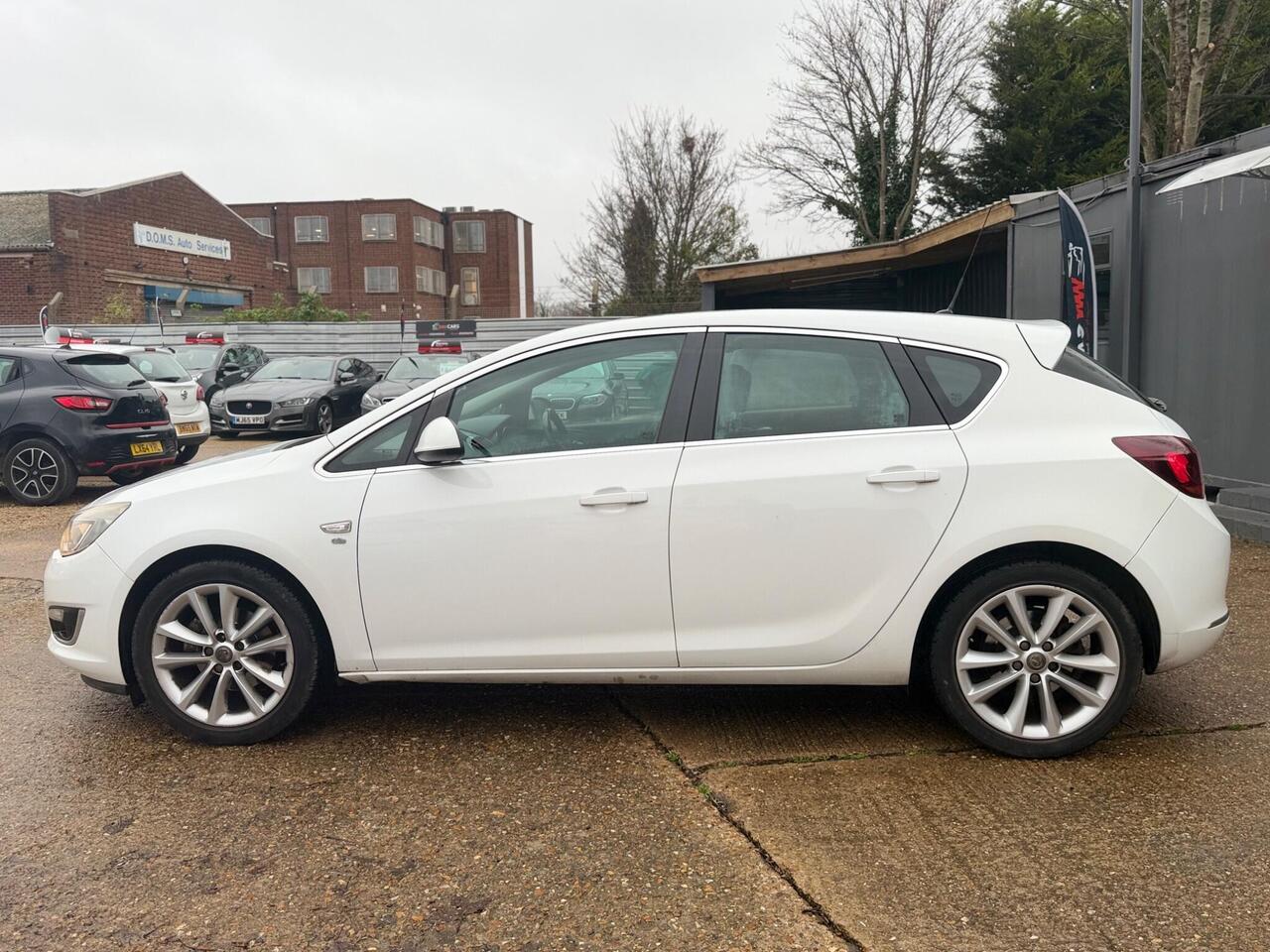 Used Vauxhall Astra 2013 for sale - 77060600: Photo 9