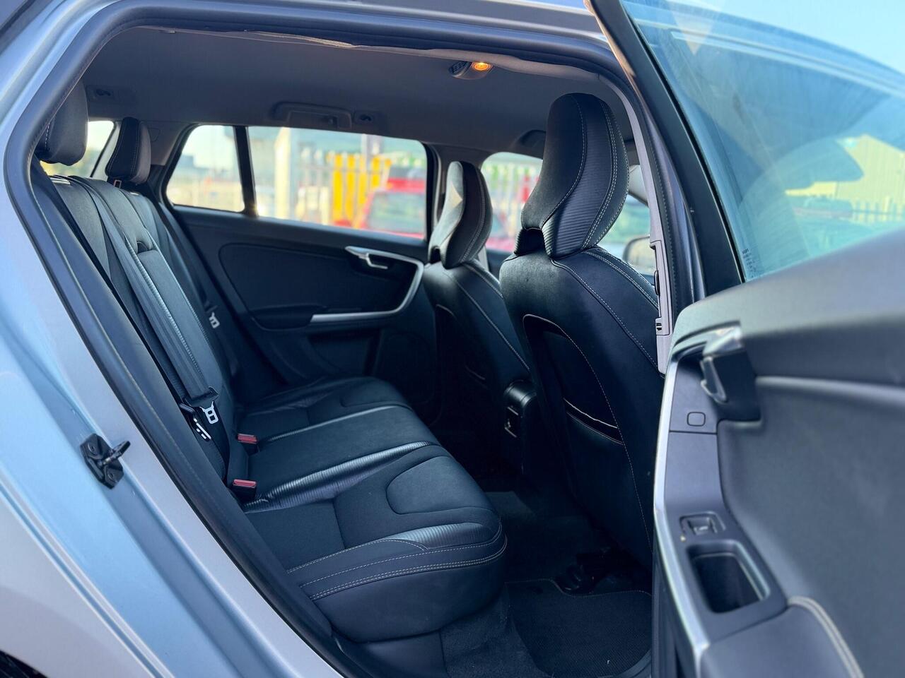 Used Volvo V60 2011 for sale - 76803572: Photo 25