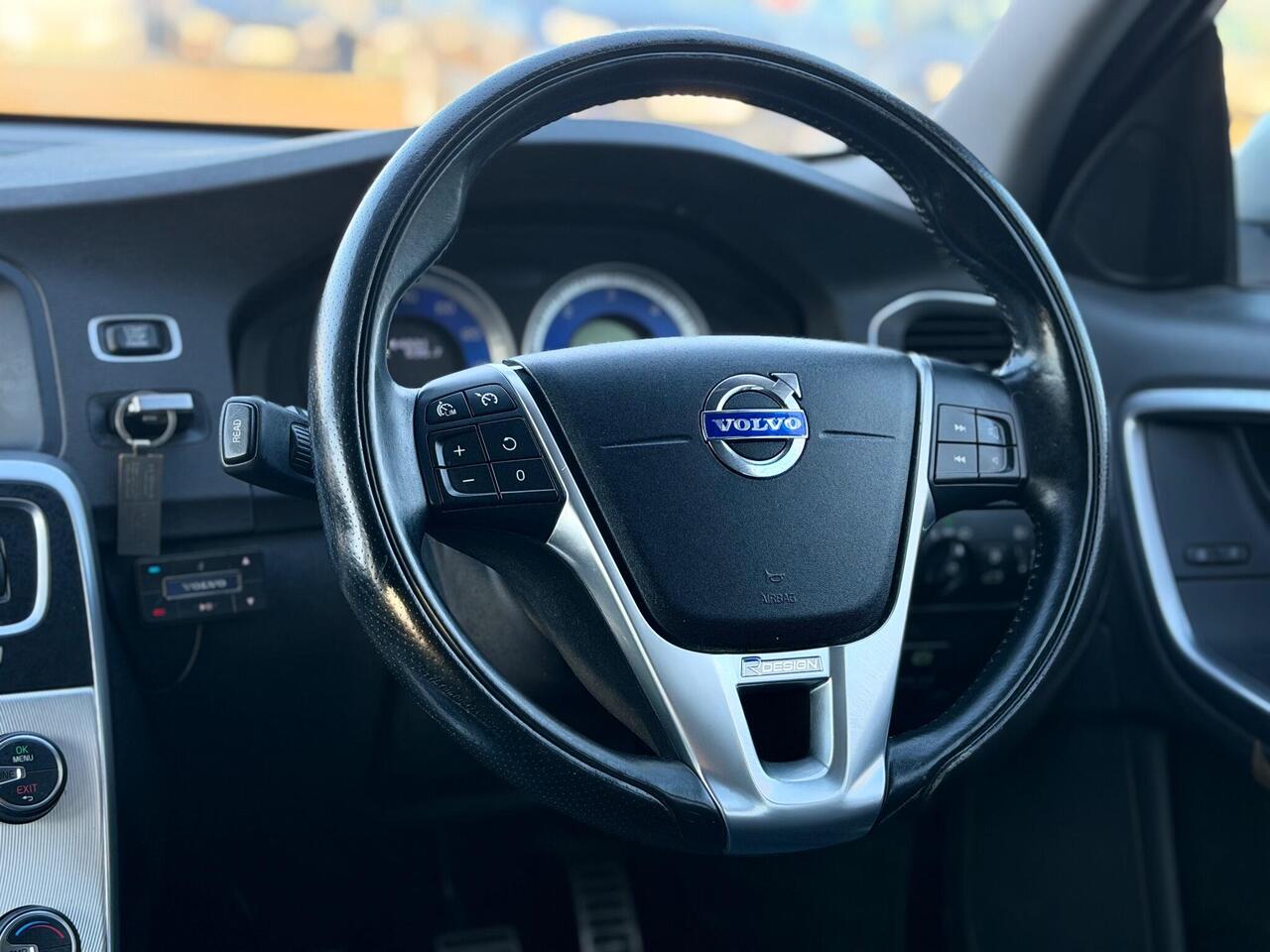 Used Volvo V60 2011 for sale - 76803572: Photo 48