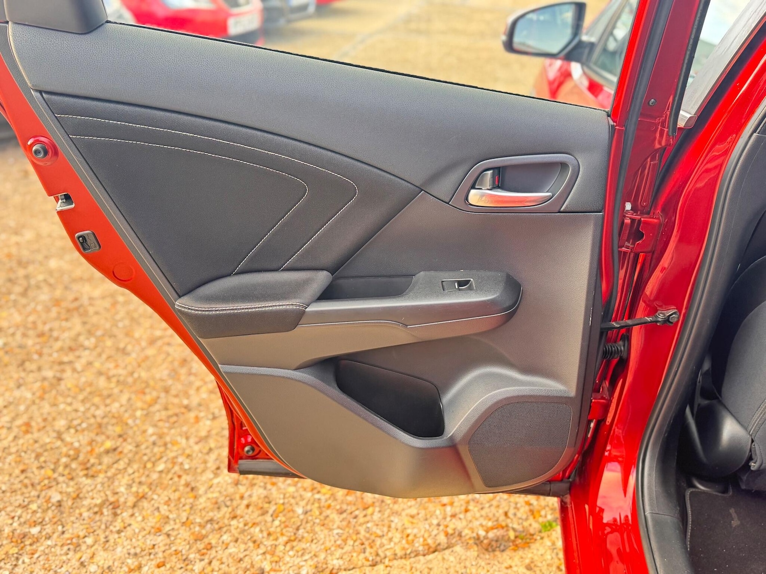 Used Honda Civic 2016 for sale - 76666525: Photo 43