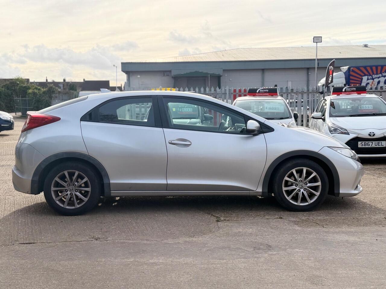 Used Honda Civic 2014 for sale - 78073733: Photo 8