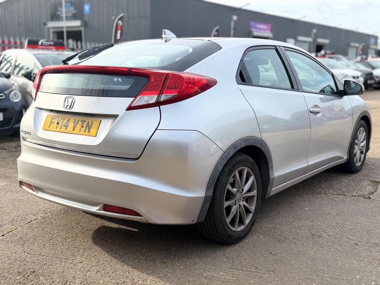 Used Honda Civic 2014 for sale - 78073733: Photo 9