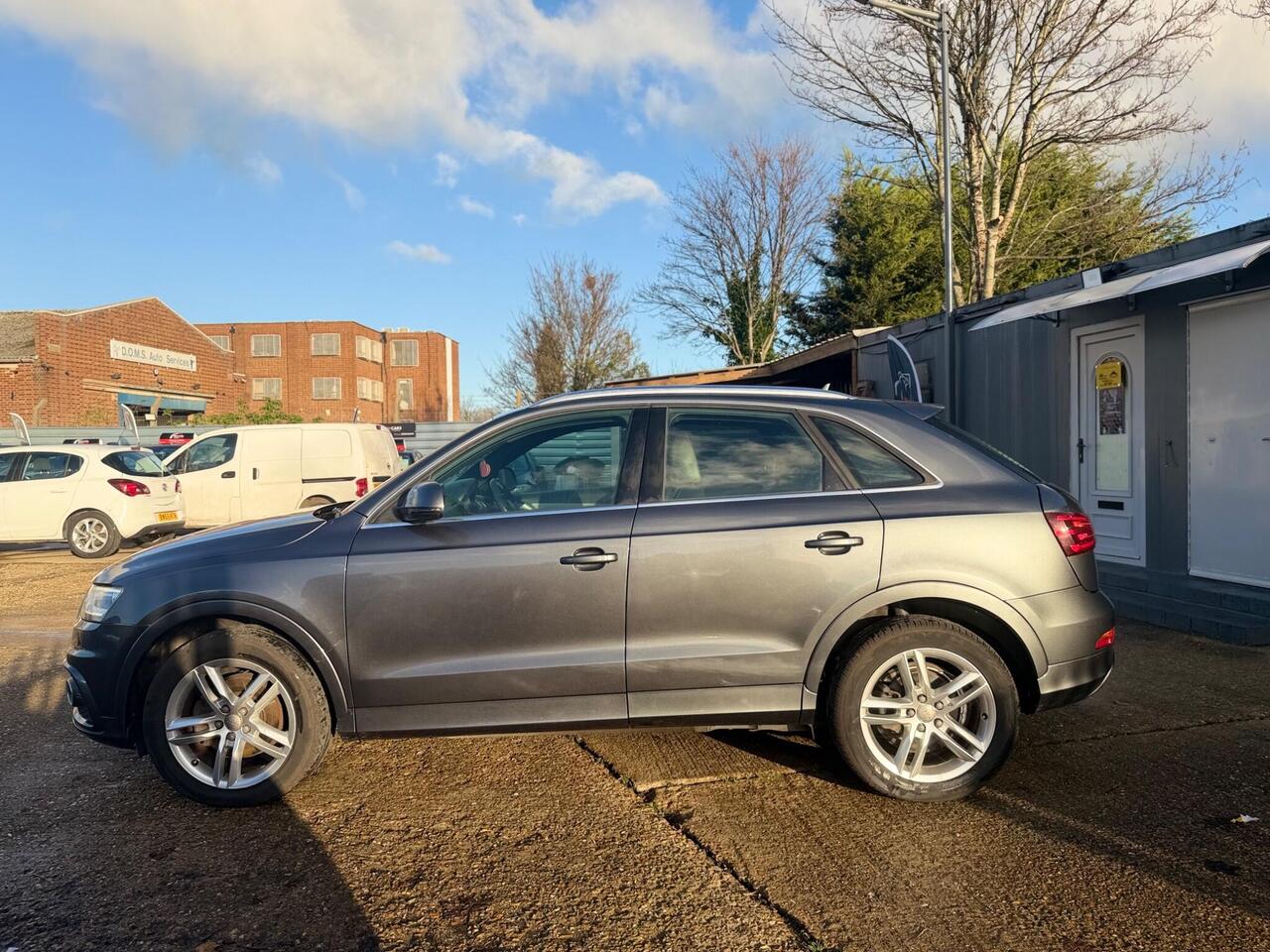 Used Audi Q3 2014 for sale - 77298417: Photo 12