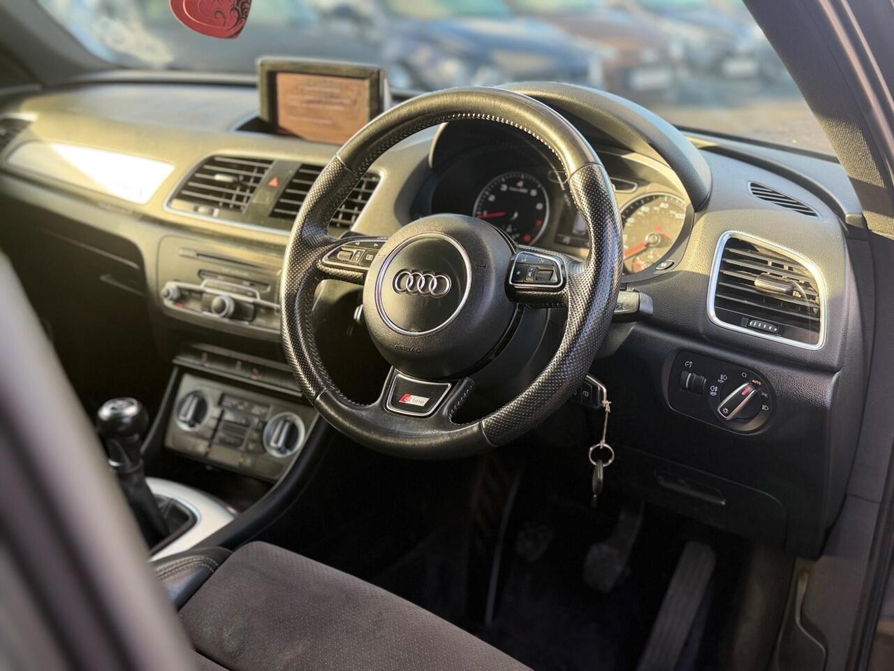 Used Audi Q3 2014 for sale - 77298417: Photo 18