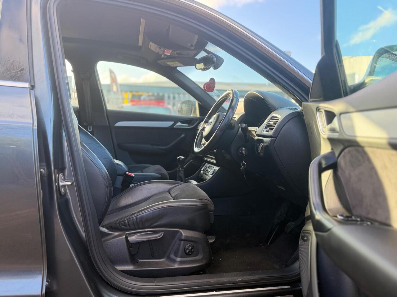 Used Audi Q3 2014 for sale - 77298417: Photo 25