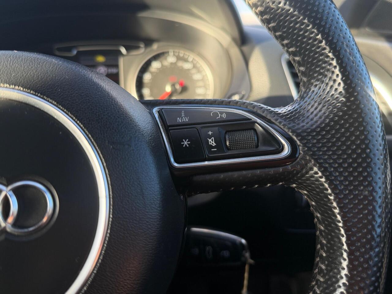 Used Audi Q3 2014 for sale - 77298417: Photo 29