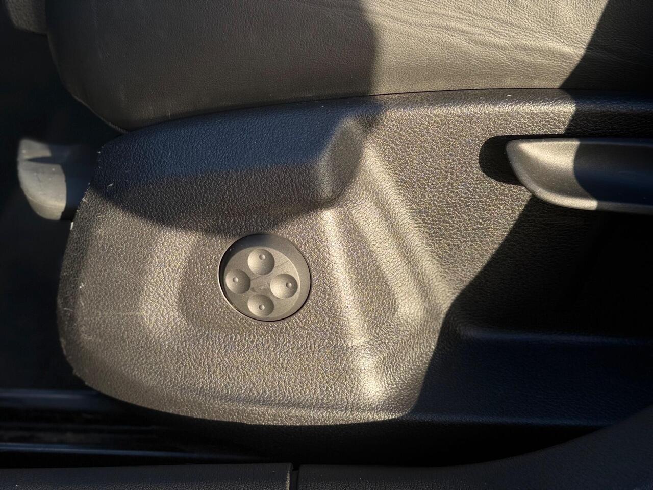 Used Audi Q3 2014 for sale - 77298417: Photo 34