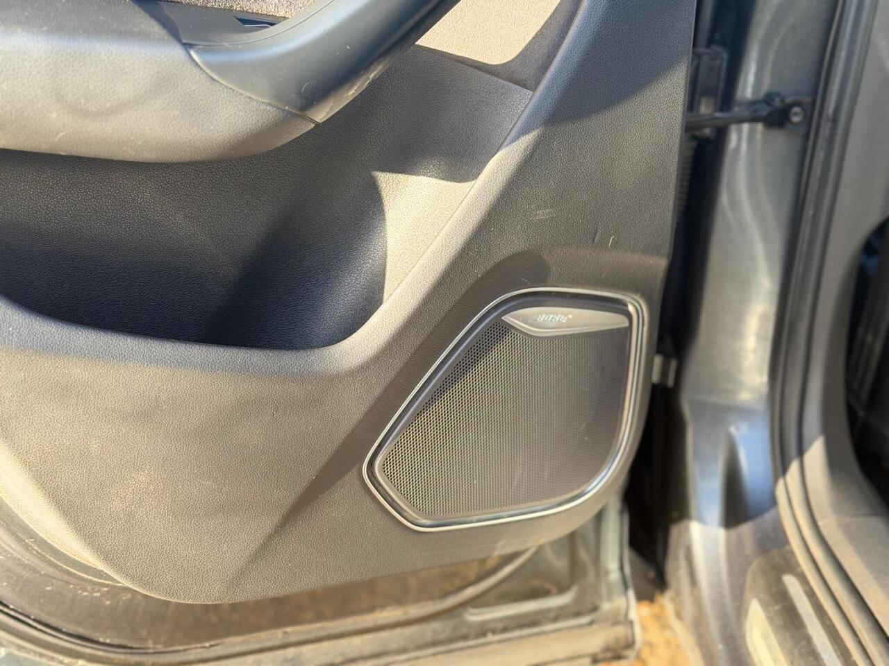 Used Audi Q3 2014 for sale - 77298417: Photo 41