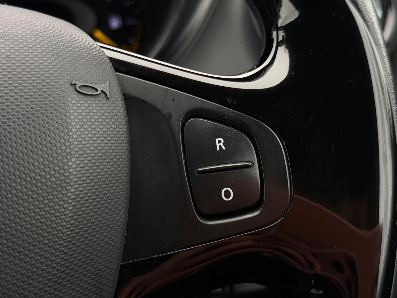 Used Renault Captur 2014 for sale - 77648011: Photo 23