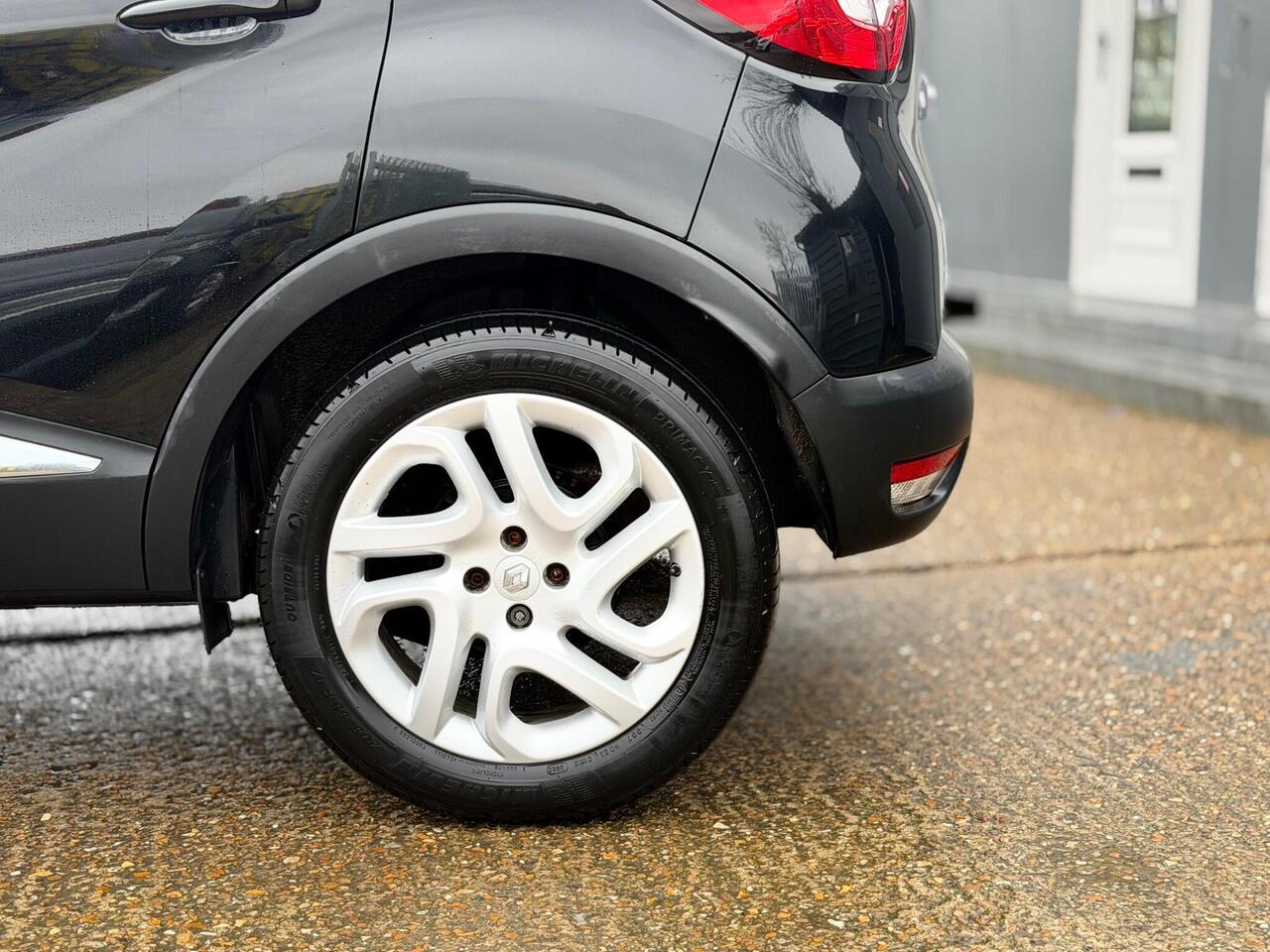 Used Renault Captur 2014 for sale - 77648011: Photo 35