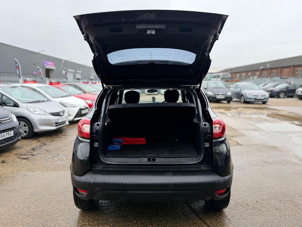 Used Renault Captur 2014 for sale - 77648011: Photo 41