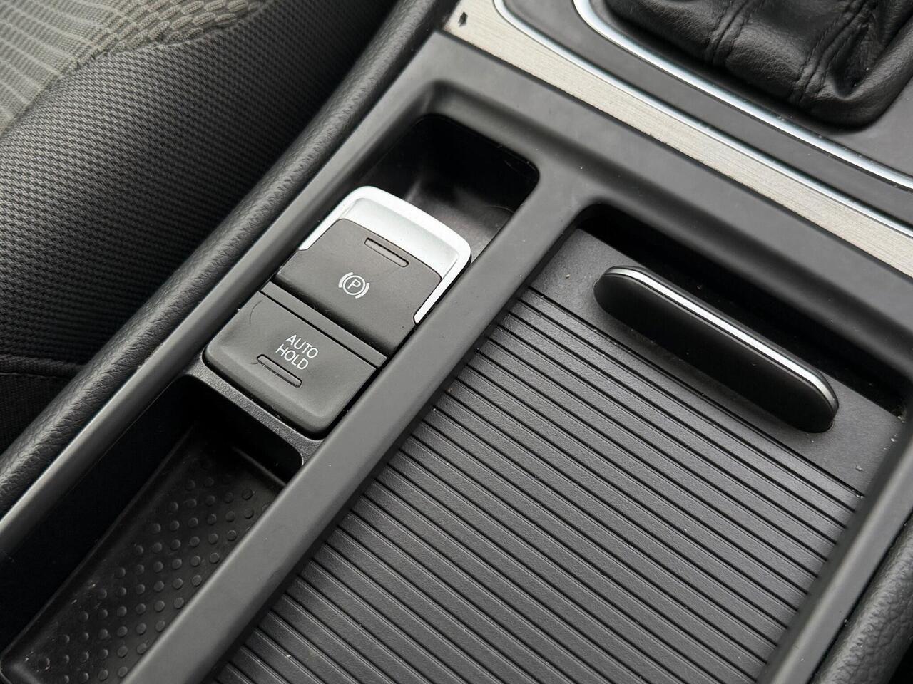 Used Volkswagen Golf 2013 for sale - 76868218: Photo 32