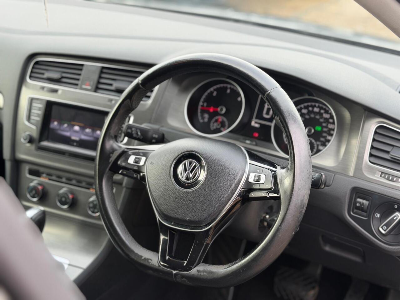 Used Volkswagen Golf 2013 for sale - 76868218: Photo 46