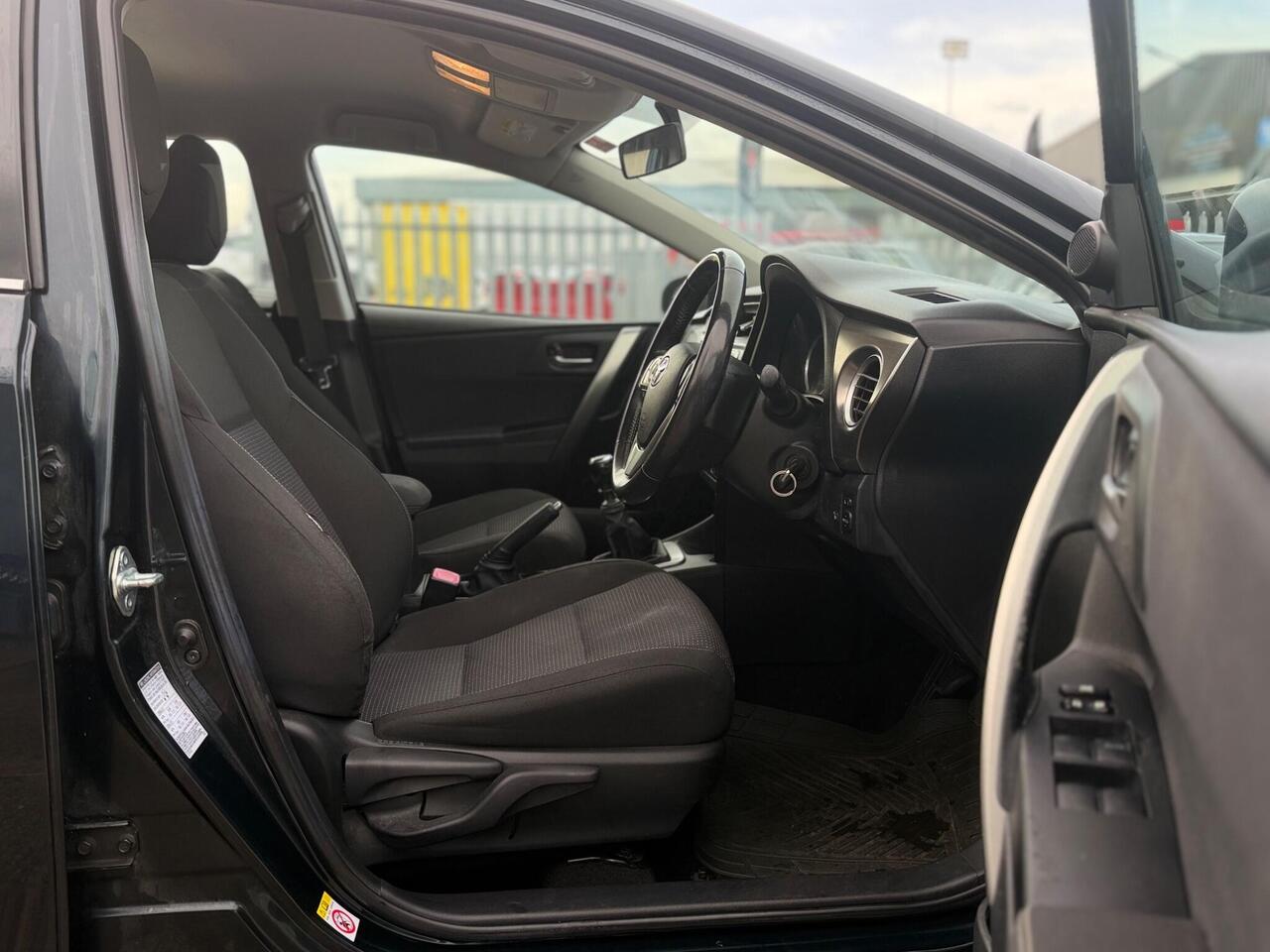 Used Toyota Auris 2013 for sale - 77298412: Photo 20