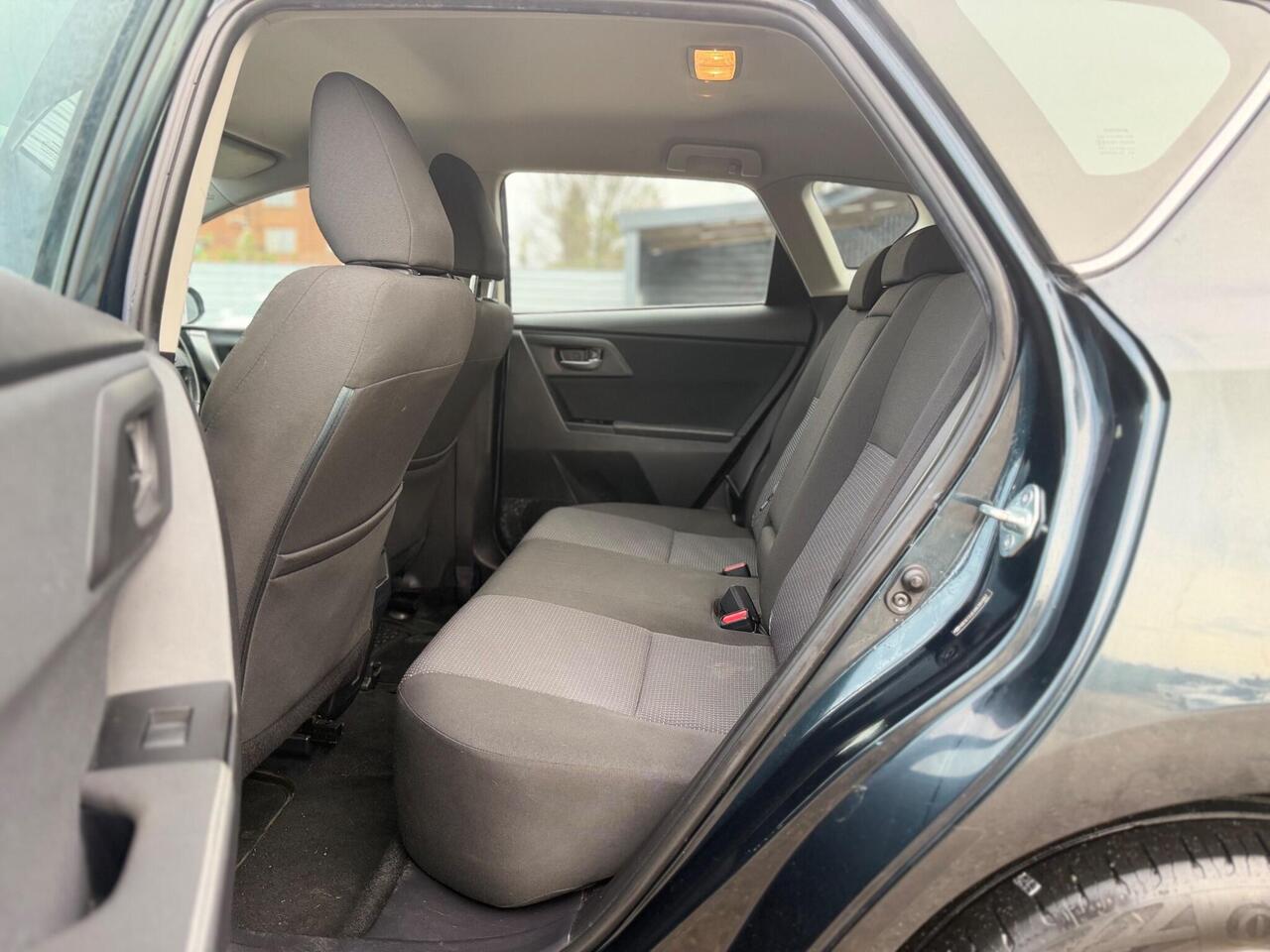 Used Toyota Auris 2013 for sale - 77298412: Photo 22