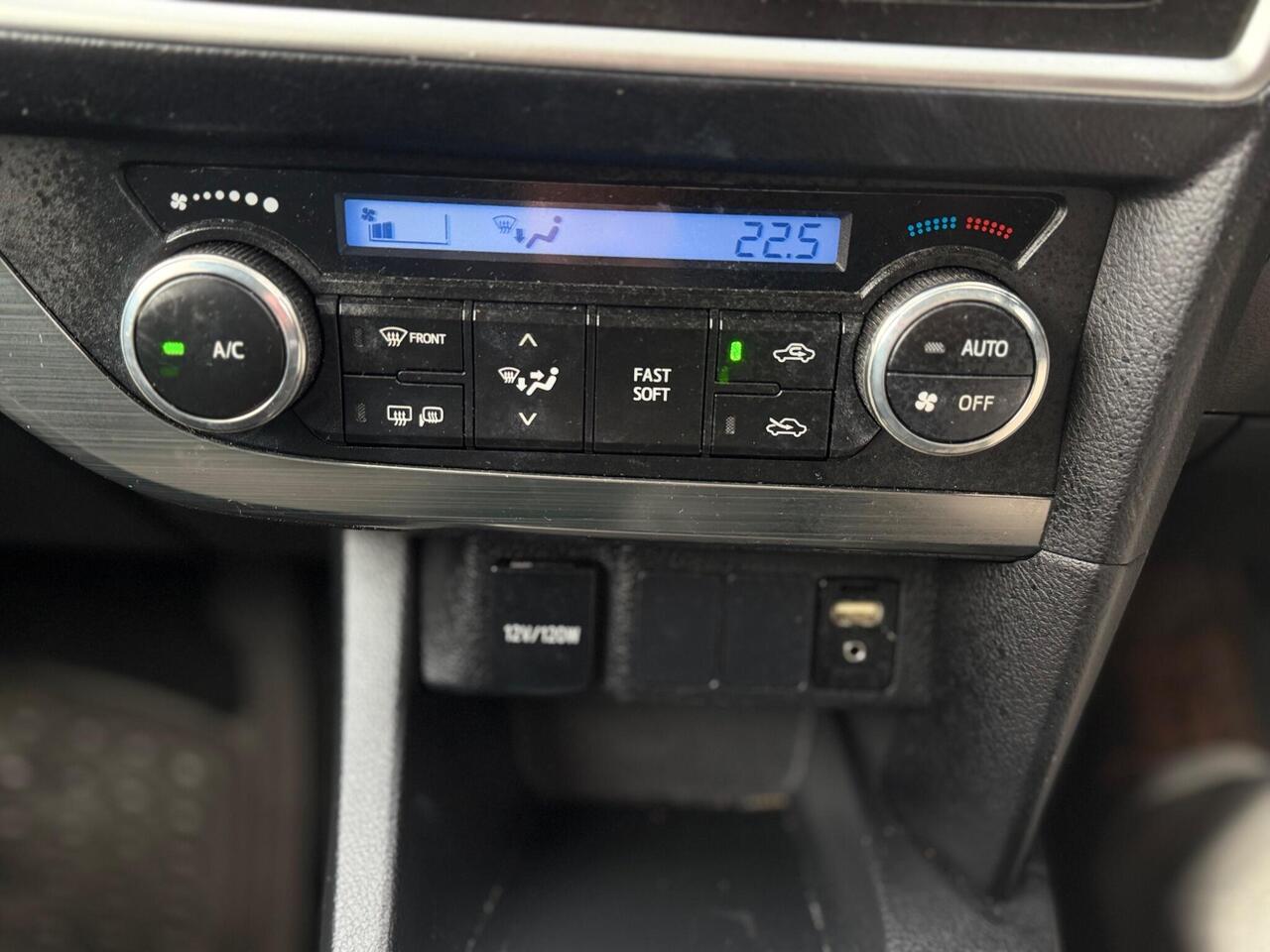 Used Toyota Auris 2013 for sale - 77298412: Photo 26