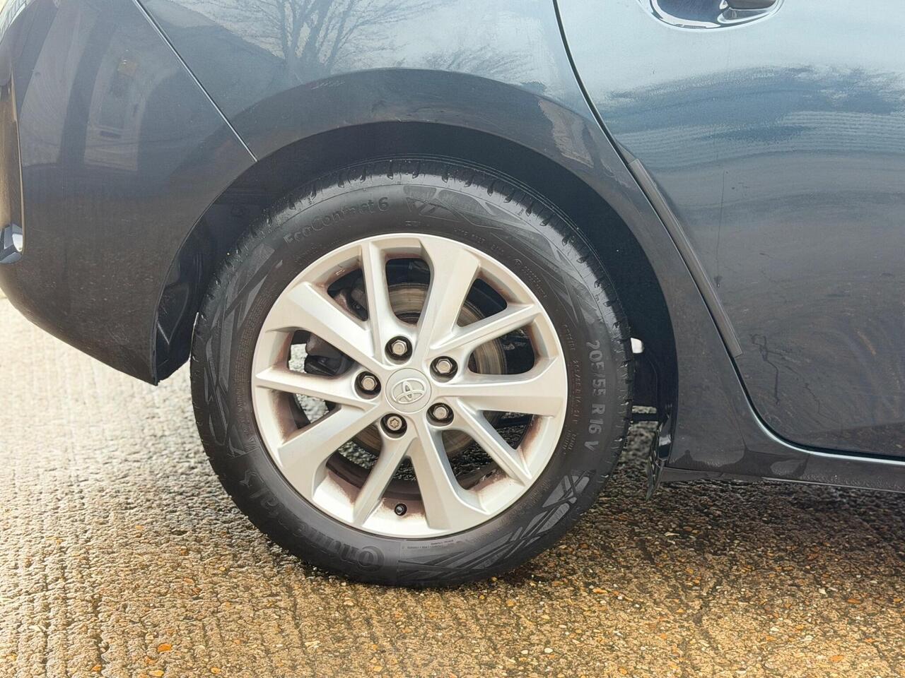 Used Toyota Auris 2013 for sale - 77298412: Photo 32