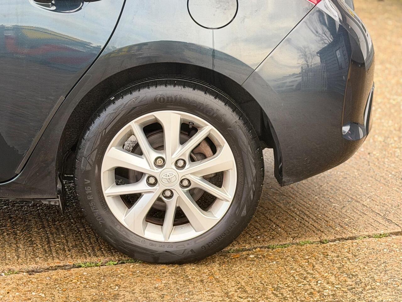 Used Toyota Auris 2013 for sale - 77298412: Photo 34