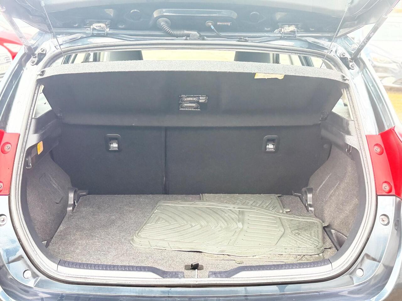 Used Toyota Auris 2013 for sale - 77298412: Photo 38