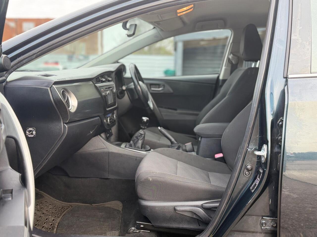 Used Toyota Auris 2013 for sale - 77298412: Photo 43