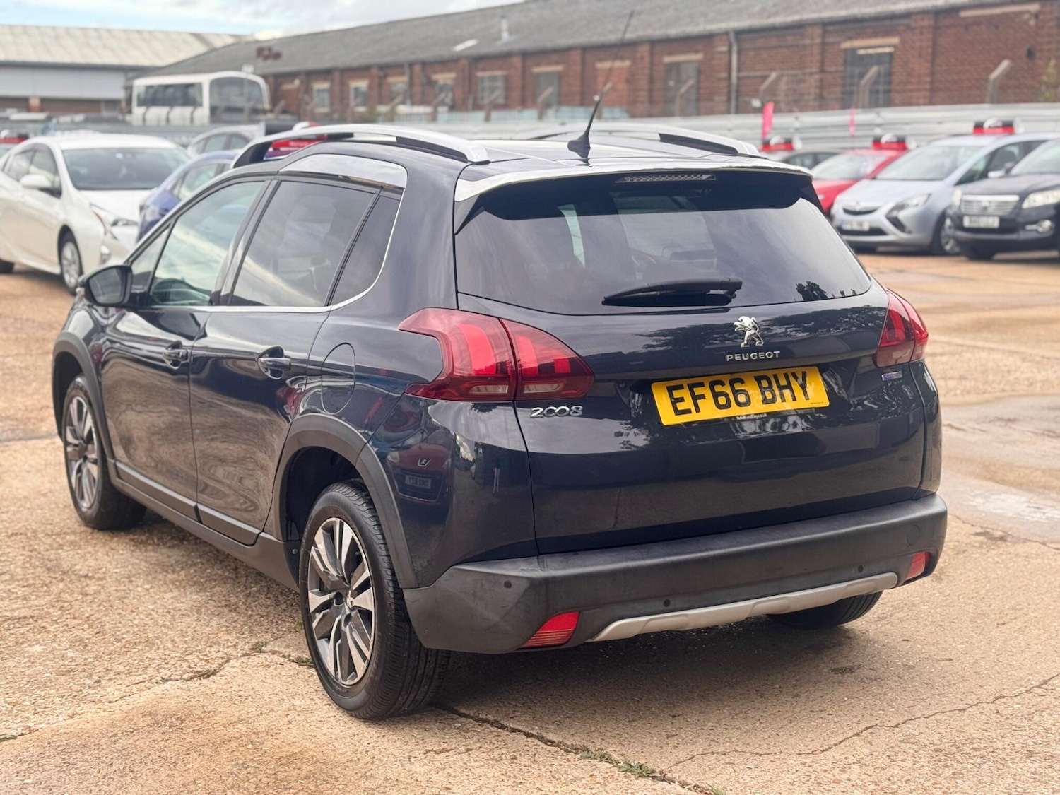 Used Peugeot 2008 2016 for sale - 76666735: Photo 14