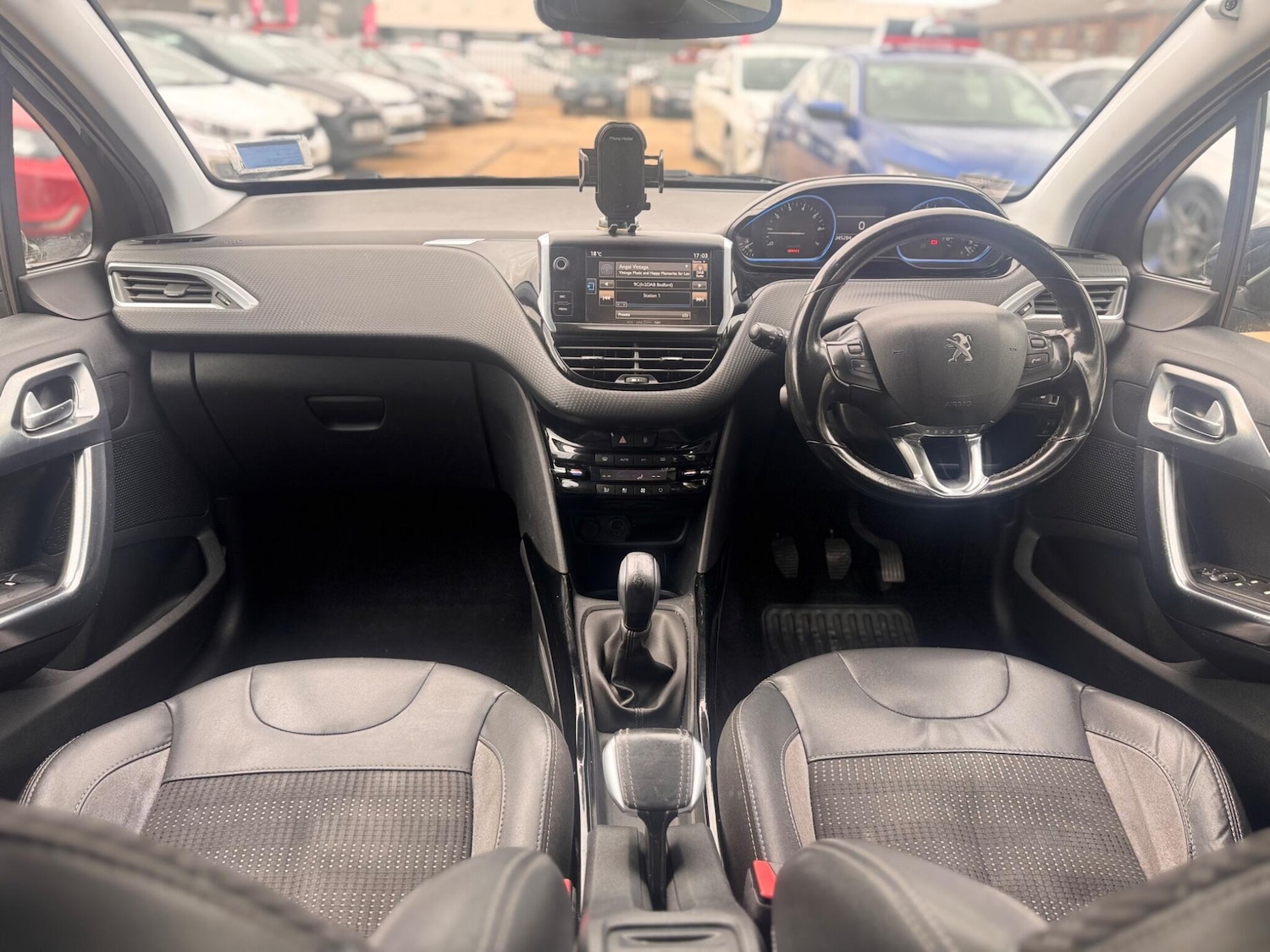 Used Peugeot 2008 2016 for sale - 76666735: Photo 25