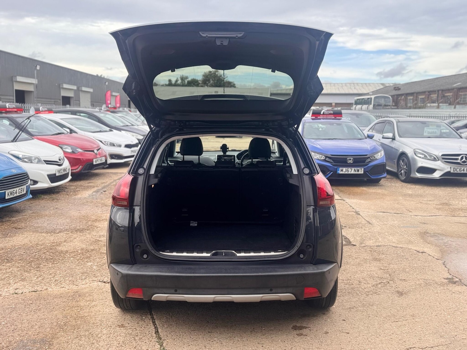 Used Peugeot 2008 2016 for sale - 76666735: Photo 59