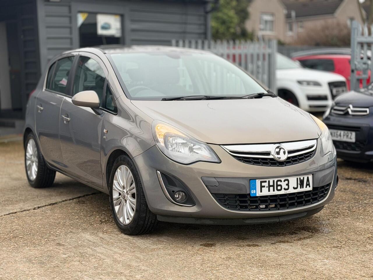 Used Vauxhall Corsa 2014 for sale - 77884272: Photo 2