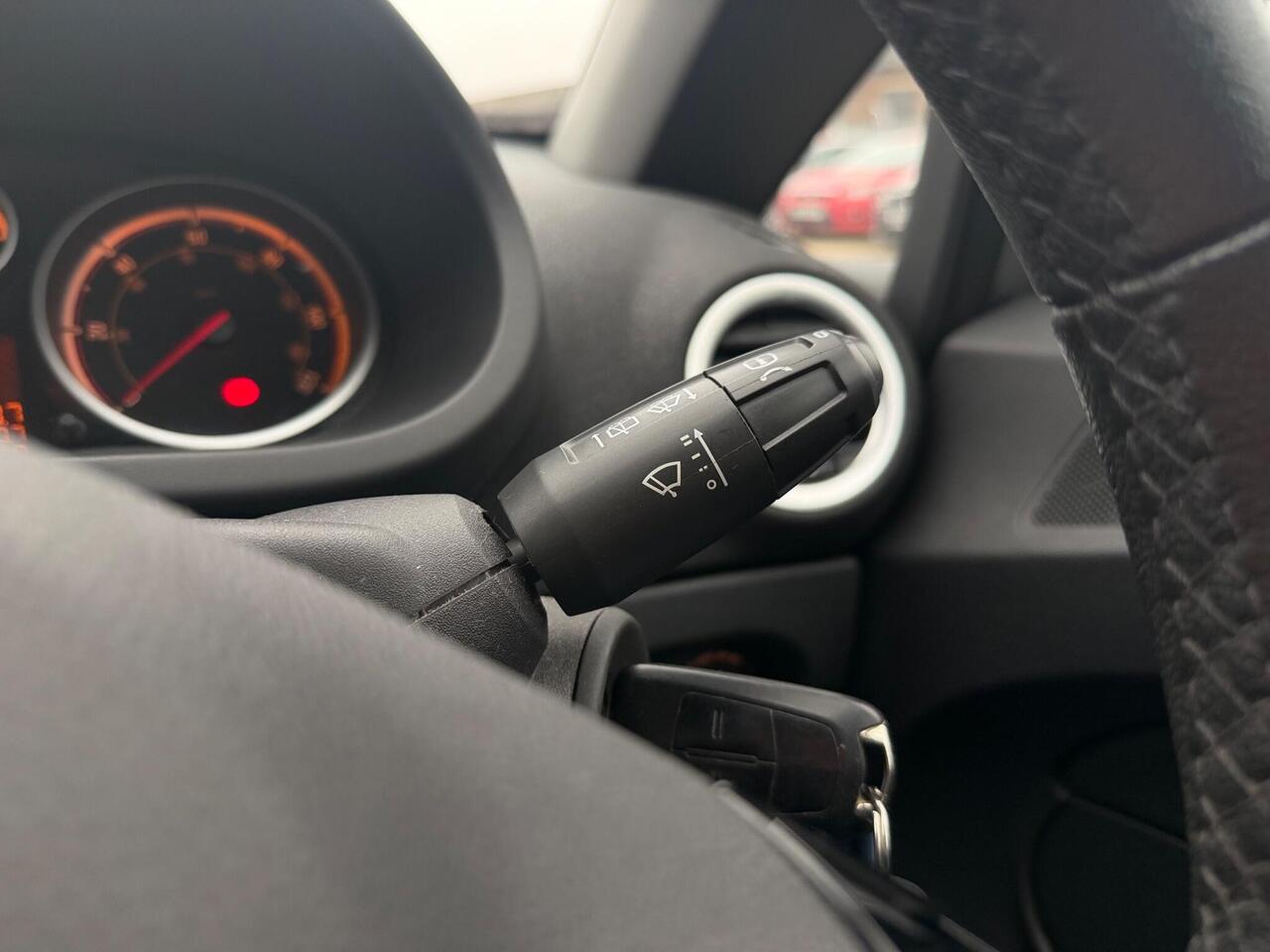 Used Vauxhall Corsa 2014 for sale - 77884272: Photo 22