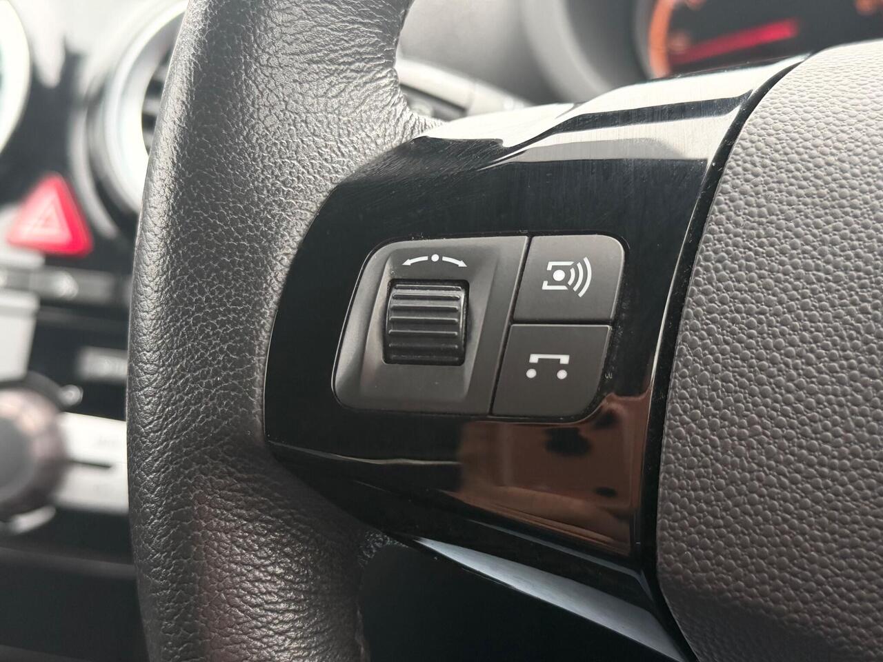 Used Vauxhall Corsa 2014 for sale - 77884272: Photo 25