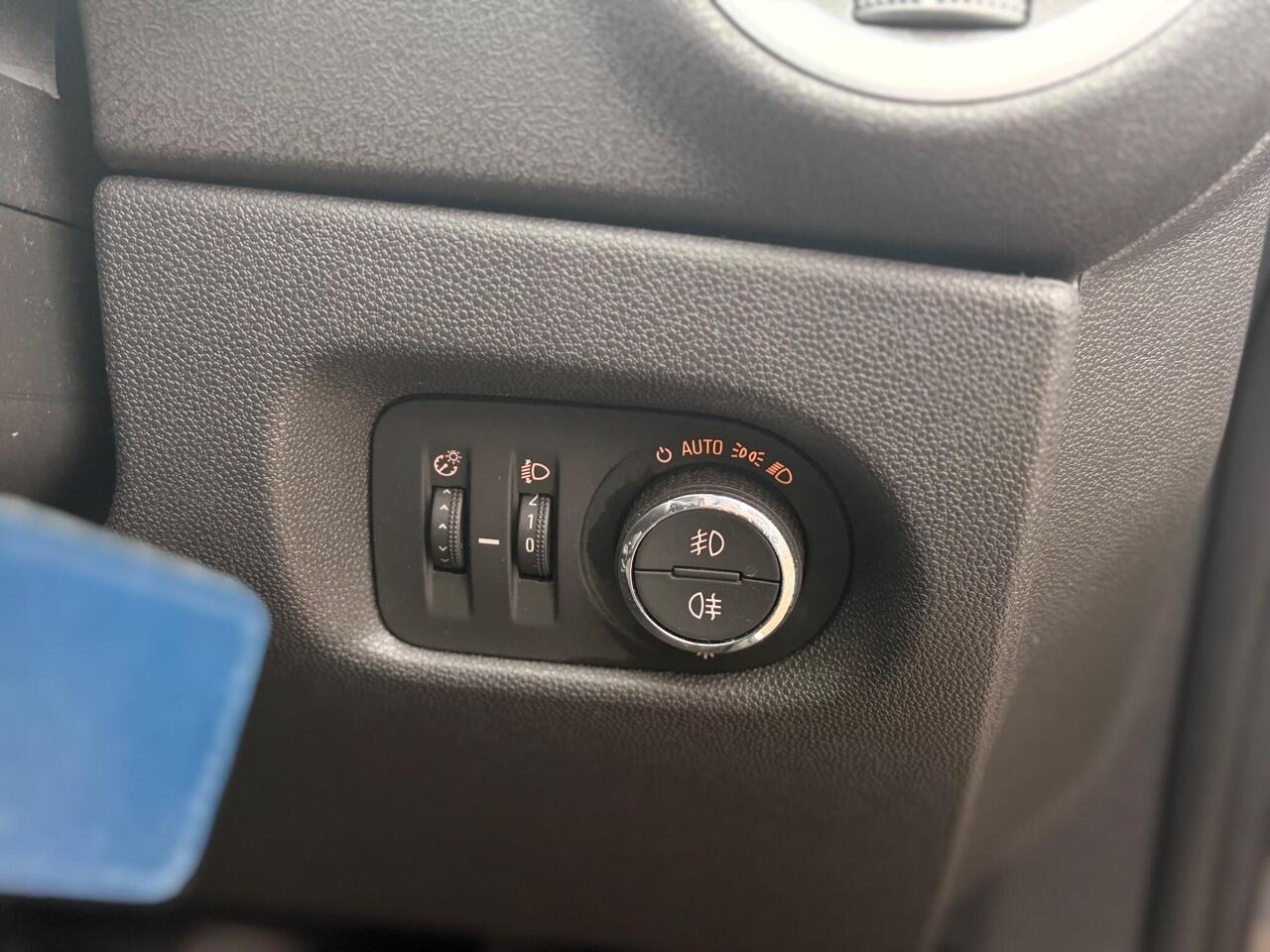 Used Vauxhall Corsa 2014 for sale - 77884272: Photo 26