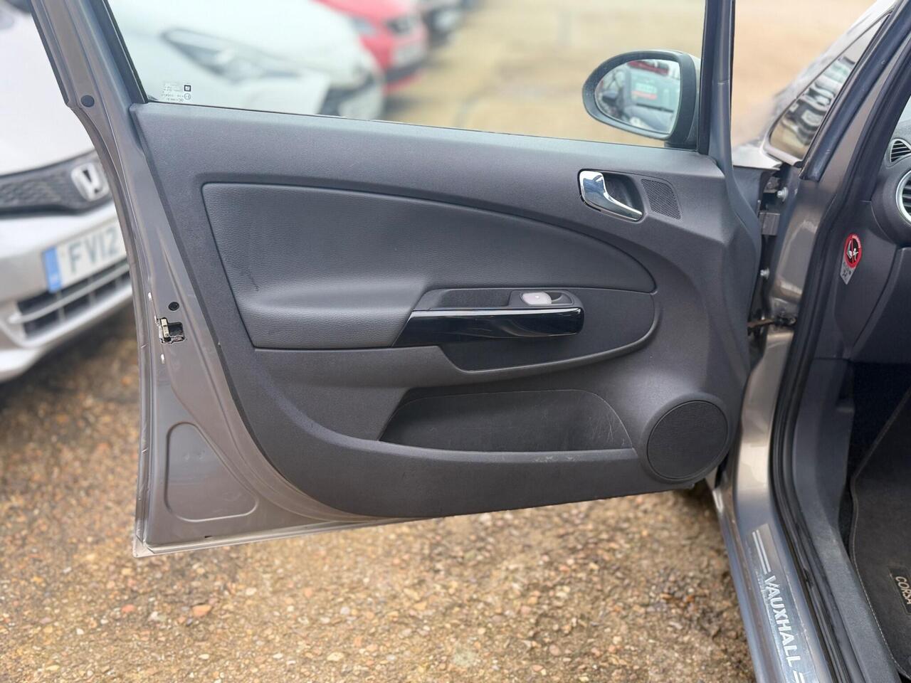 Used Vauxhall Corsa 2014 for sale - 77884272: Photo 32