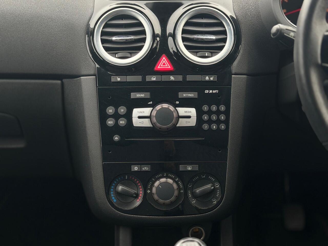 Used Vauxhall Corsa 2014 for sale - 77884272: Photo 43