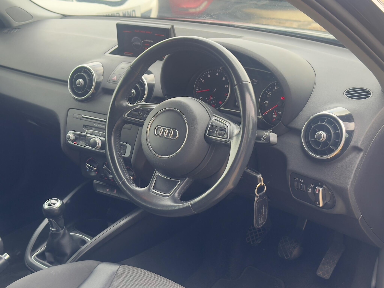 Used Audi A1 2017 for sale - 76666761: Photo 50