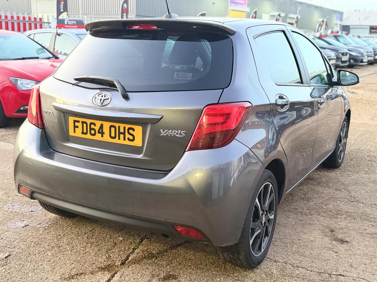 Used Toyota Yaris 2014 for sale - 76900094: Photo 11