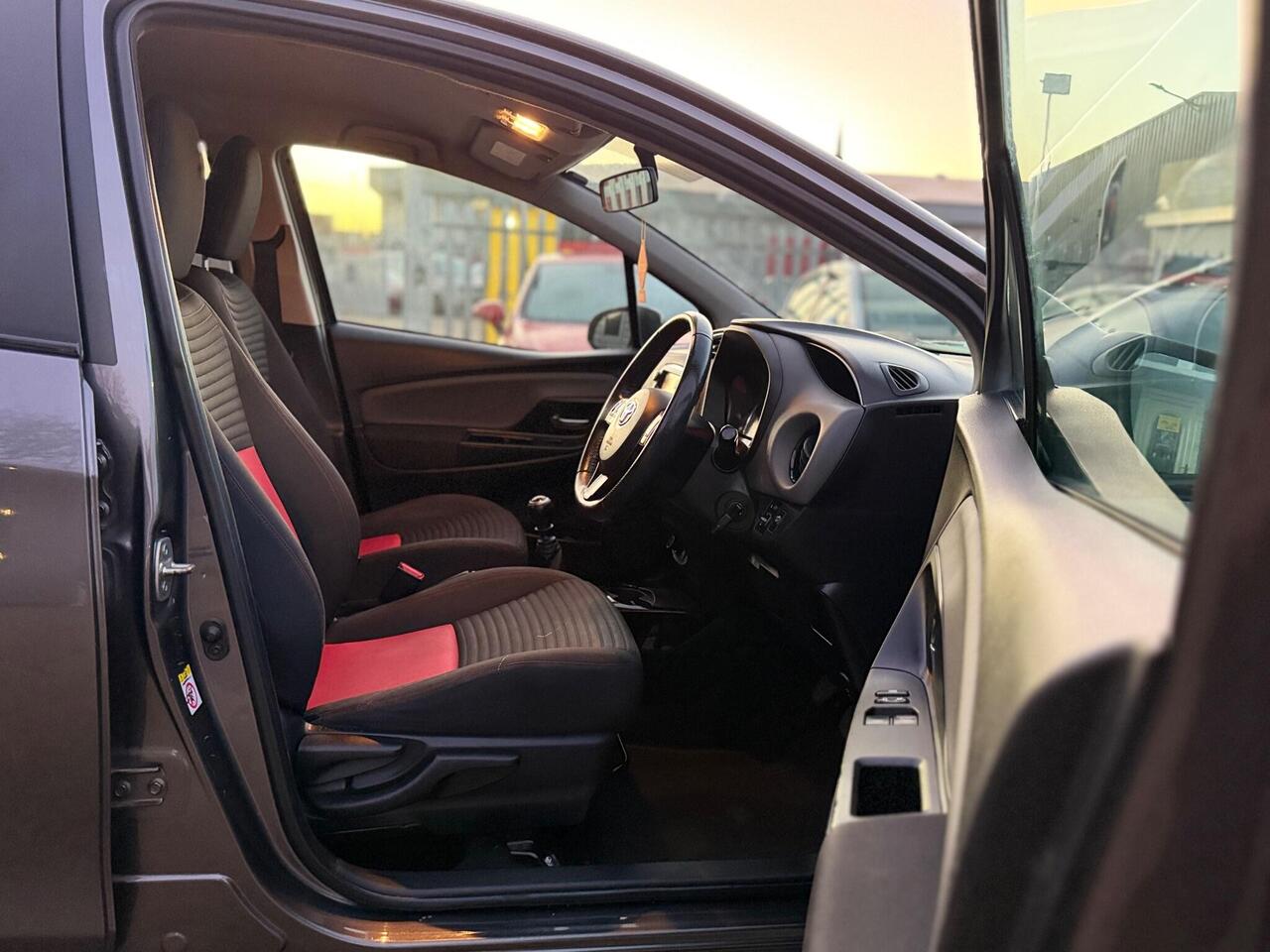 Used Toyota Yaris 2014 for sale - 76900094: Photo 17