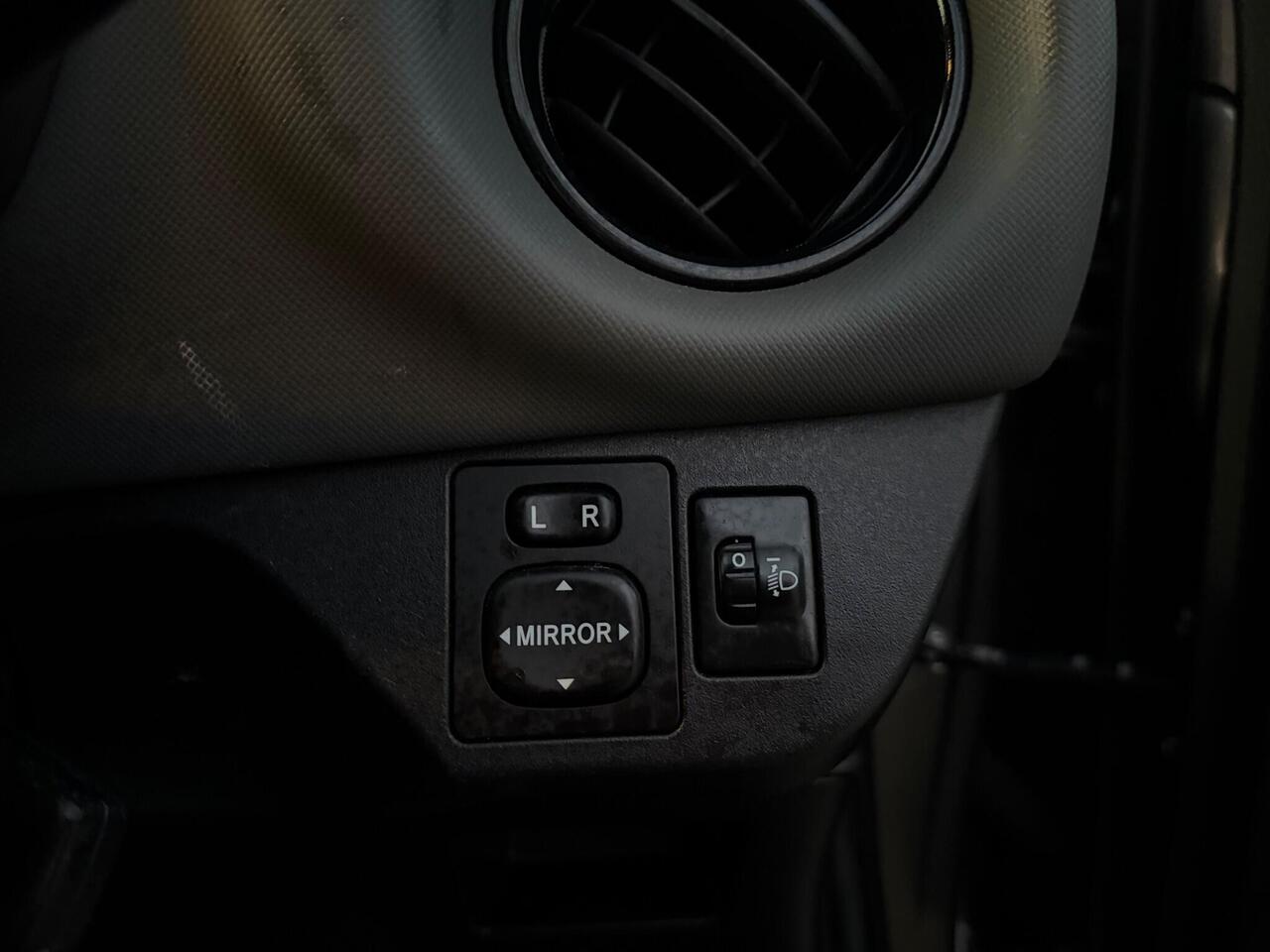 Used Toyota Yaris 2014 for sale - 76900094: Photo 20