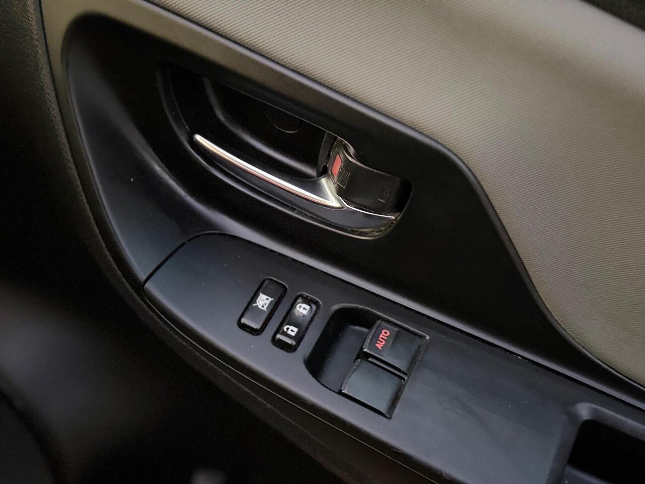 Used Toyota Yaris 2014 for sale - 76900094: Photo 22