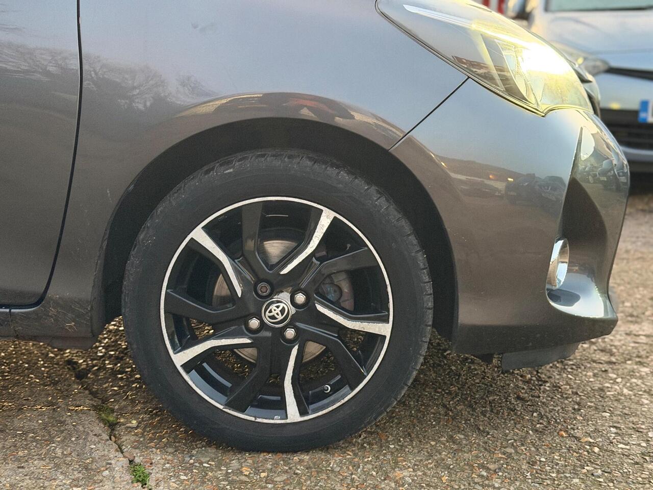 Used Toyota Yaris 2014 for sale - 76900094: Photo 30