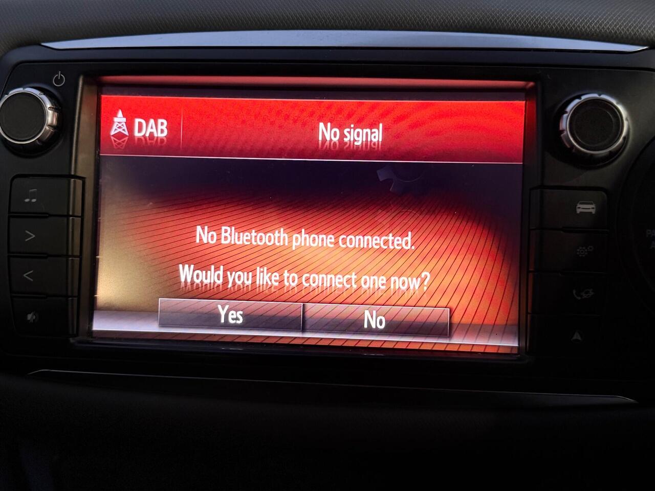 Used Toyota Yaris 2014 for sale - 76900094: Photo 31