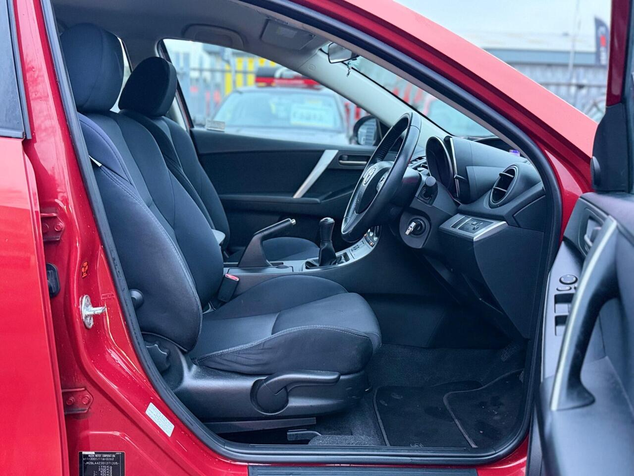 Used Mazda Mazda3 2011 for sale - 77648020: Photo 19