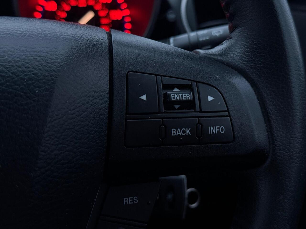 Used Mazda Mazda3 2011 for sale - 77648020: Photo 25