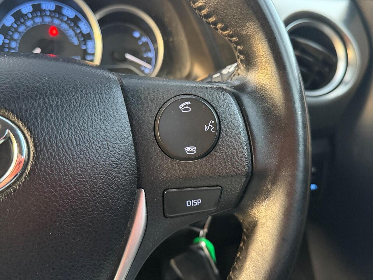 Used Toyota Auris 2013 for sale - 76734425: Photo 23