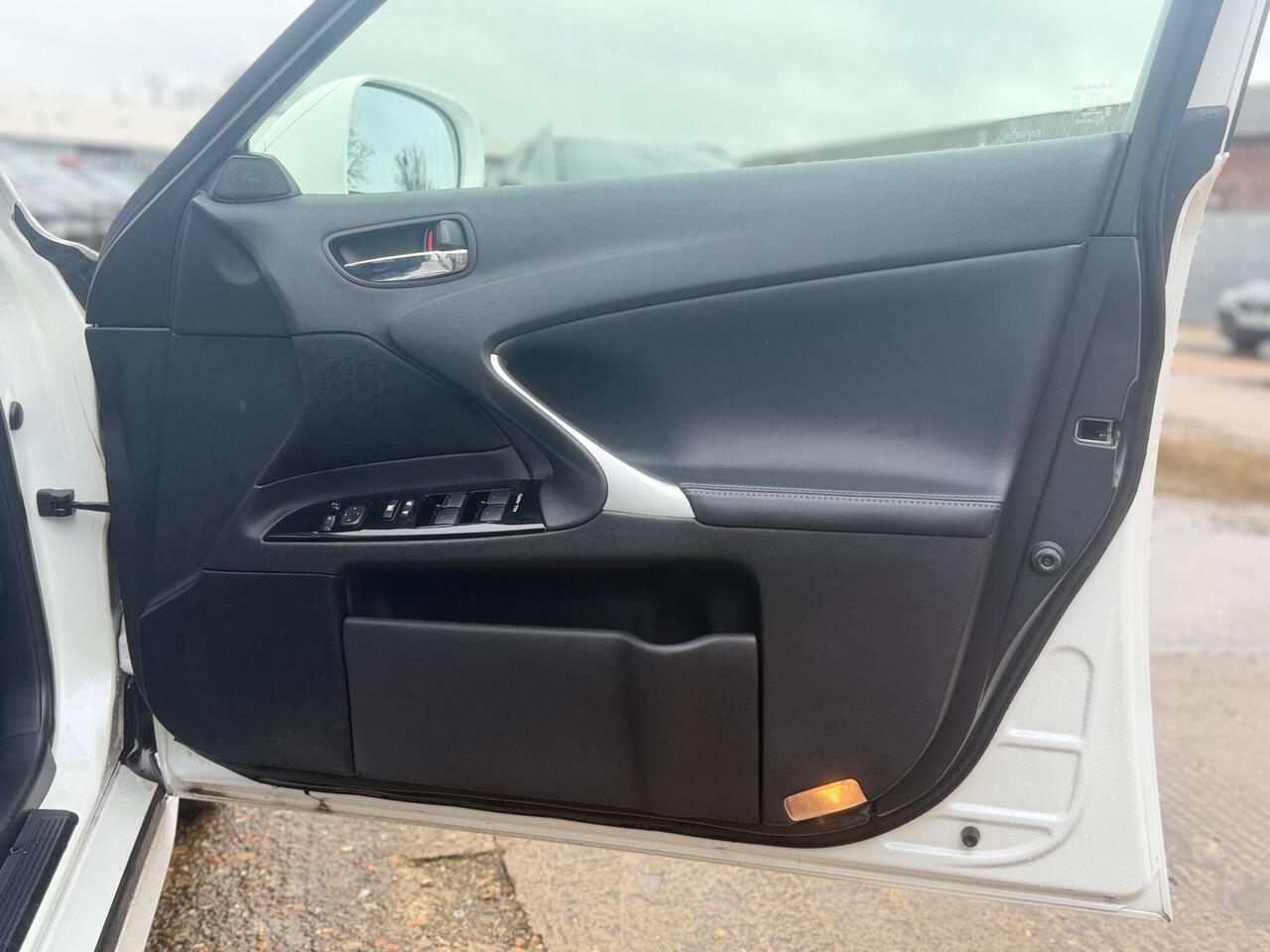 Used Lexus IS 2012 for sale - 77298410: Photo 40