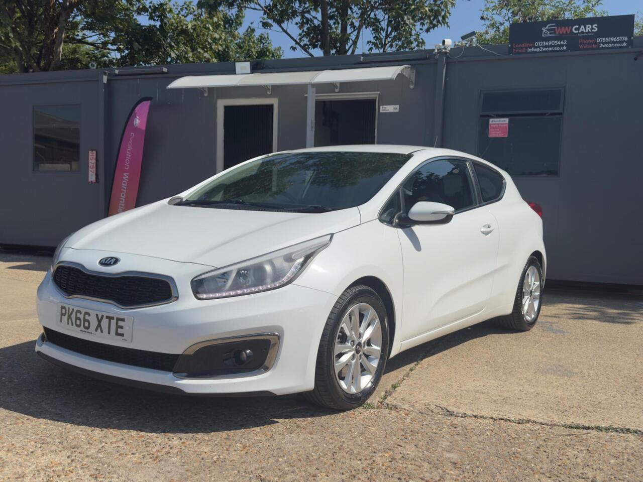 Used Kia Pro Ceed 2016 for sale - 76734424: Photo 20