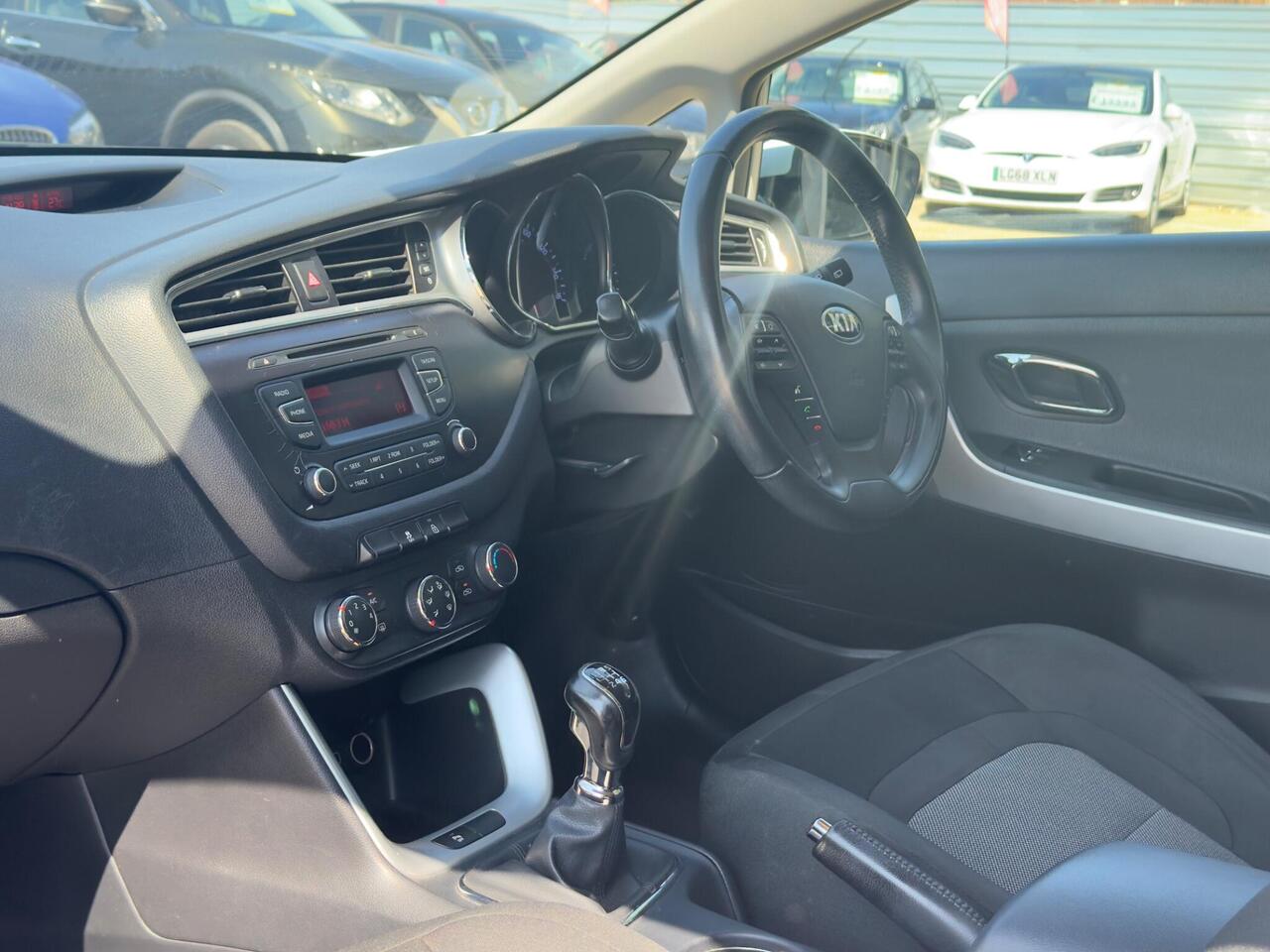 Used Kia Pro Ceed 2016 for sale - 76734424: Photo 28