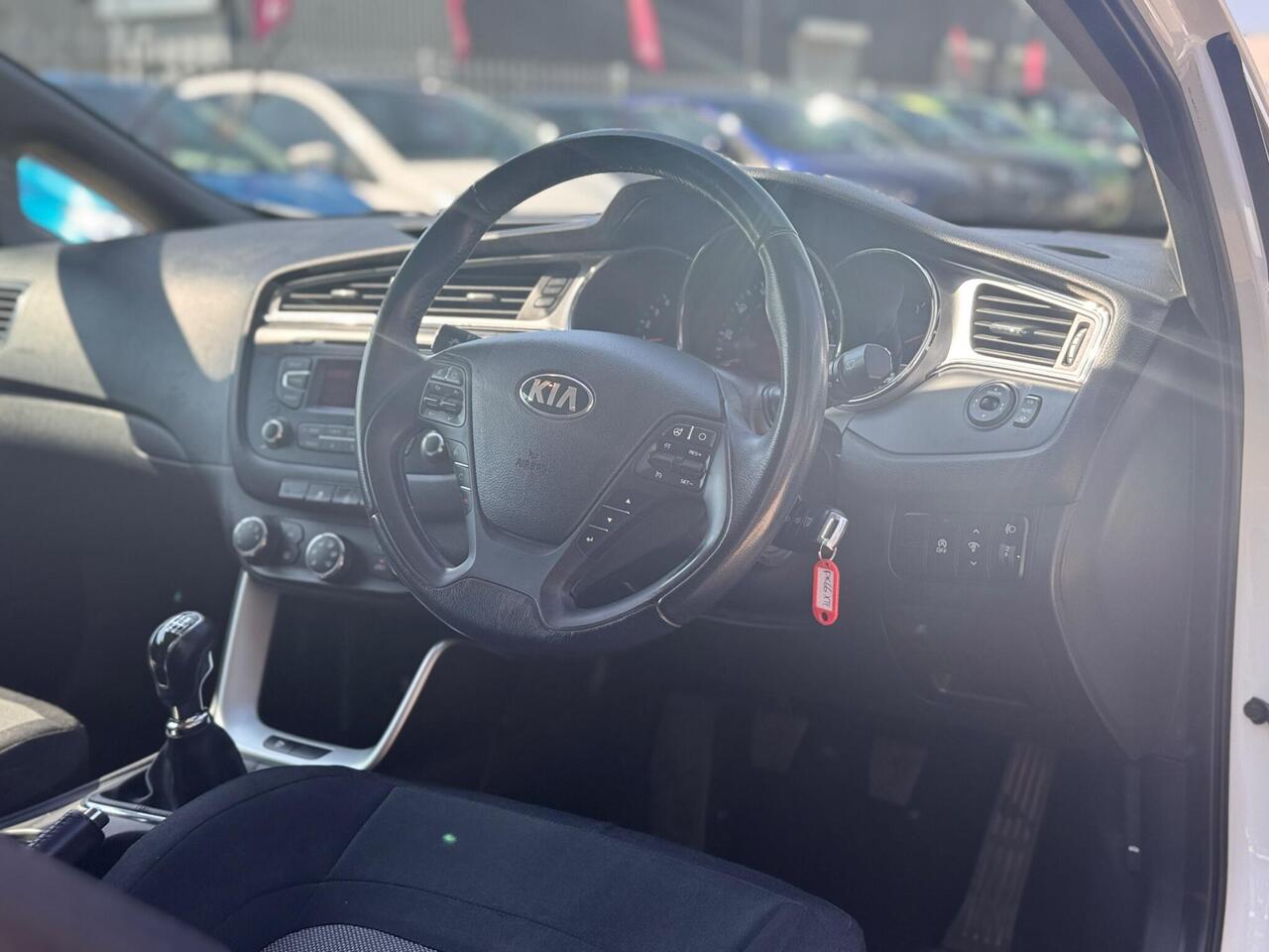 Used Kia Pro Ceed 2016 for sale - 76734424: Photo 38